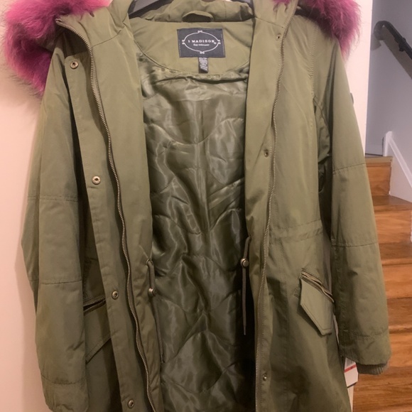 1 Madison winter Parka with real fur hood - Picture 7 of 7
